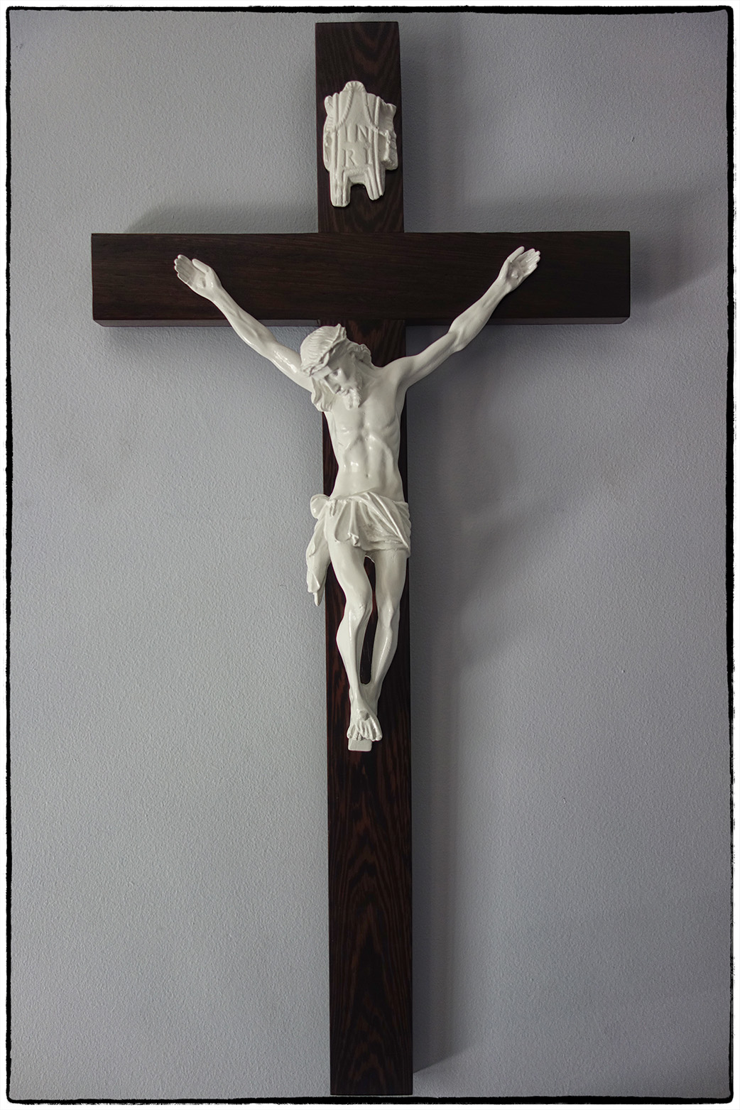 Wenge Wood Crucifix 800 x 400 mm